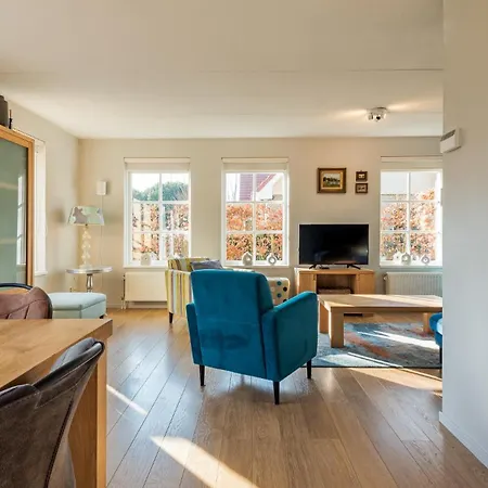 Holiday home Klavertje Vier Schoorl